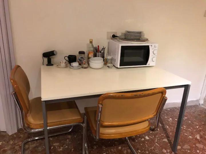 Ampio Monolocale Nel Cuore Della Citta Roma Esterno foto